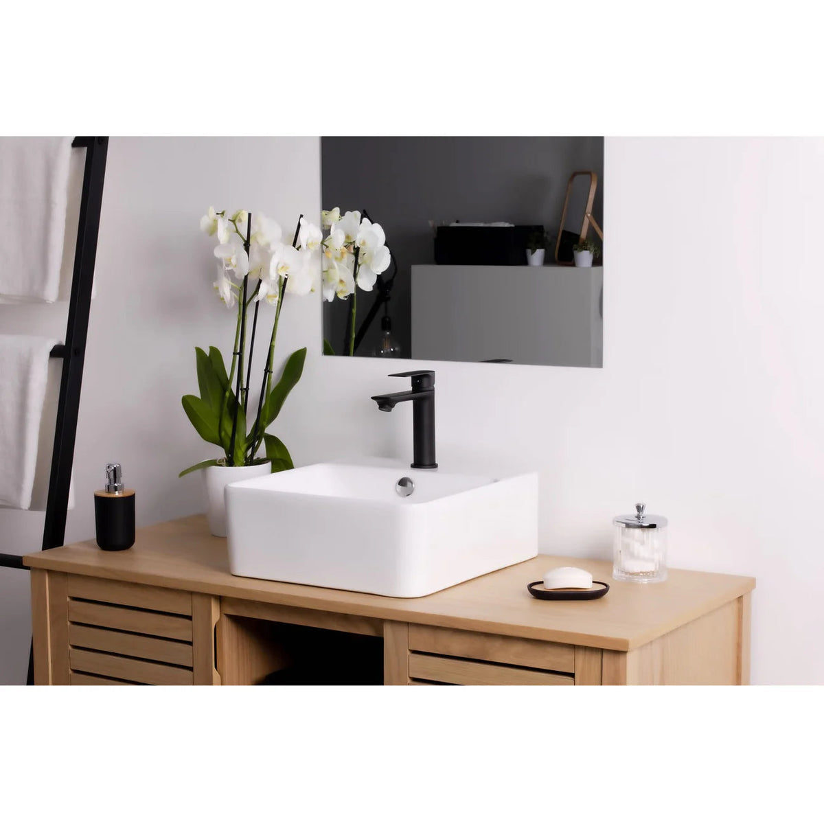 Chrome basin mixer tap – view 10