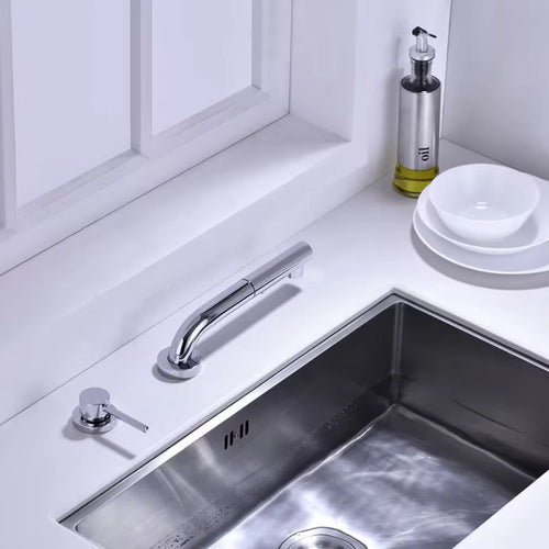 Loruvio LuxeFlex foldable kitchen tap 2