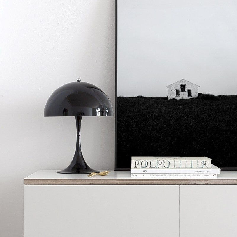 Black mushroom table lamp